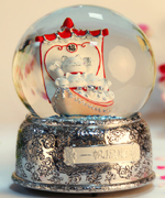 150mm water globe with animal design