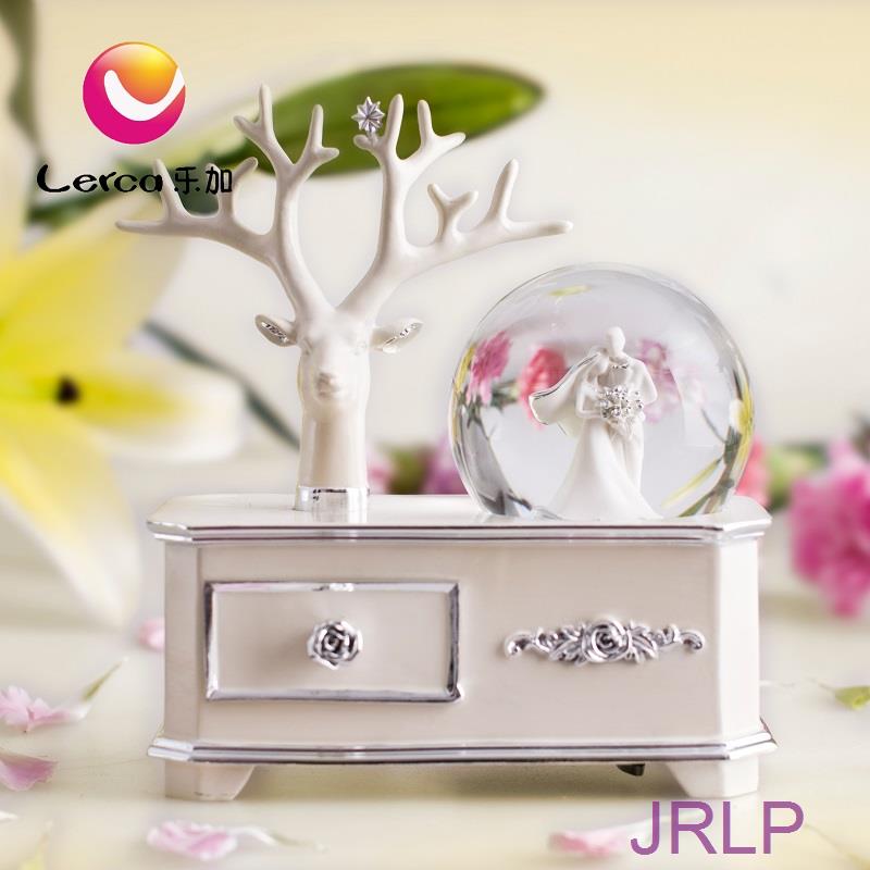 Water/Snow Globes jewelry box Music Boxes